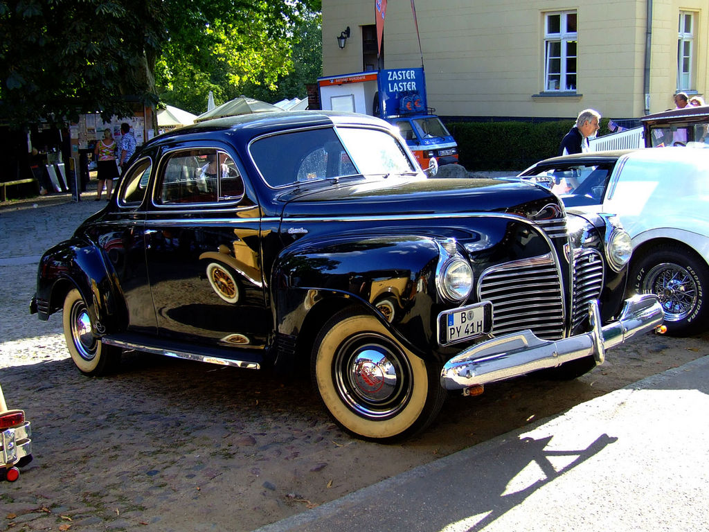 1941-Plymouth-ClubCoupe