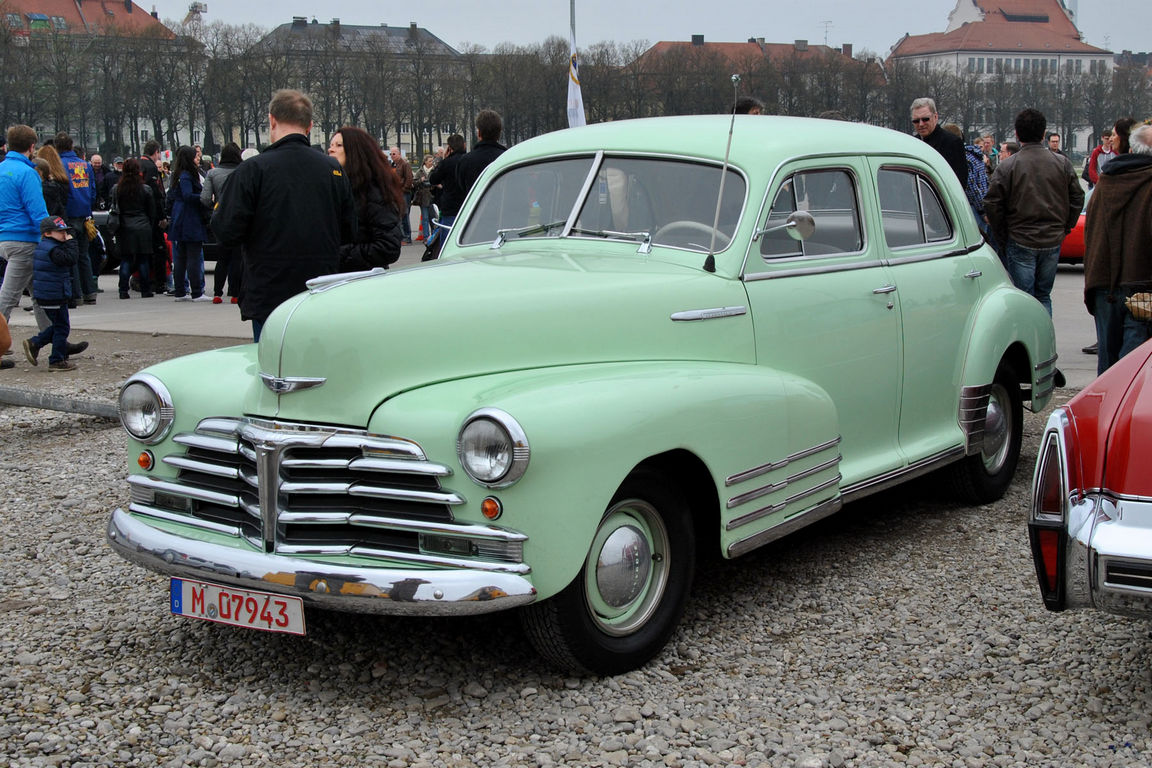 1948-Chevrolet-Fleetline