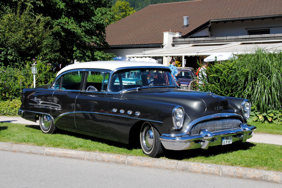 1954-Buick-Roadmaster