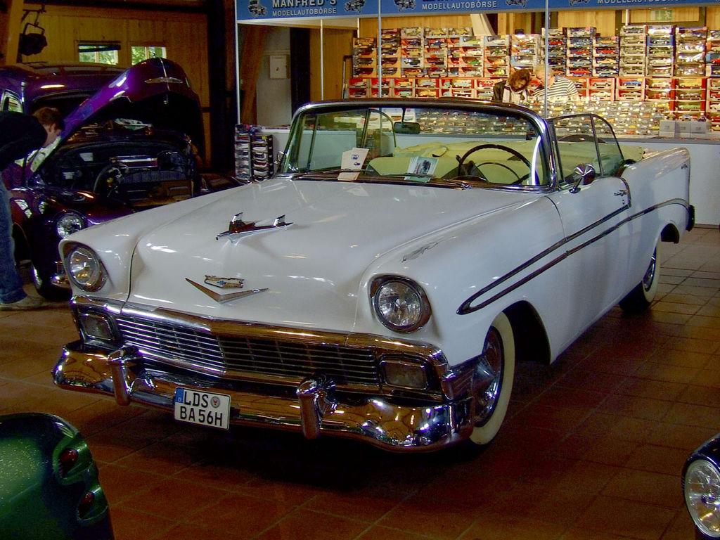 1956-Chevrolet-BelAir-Cvt