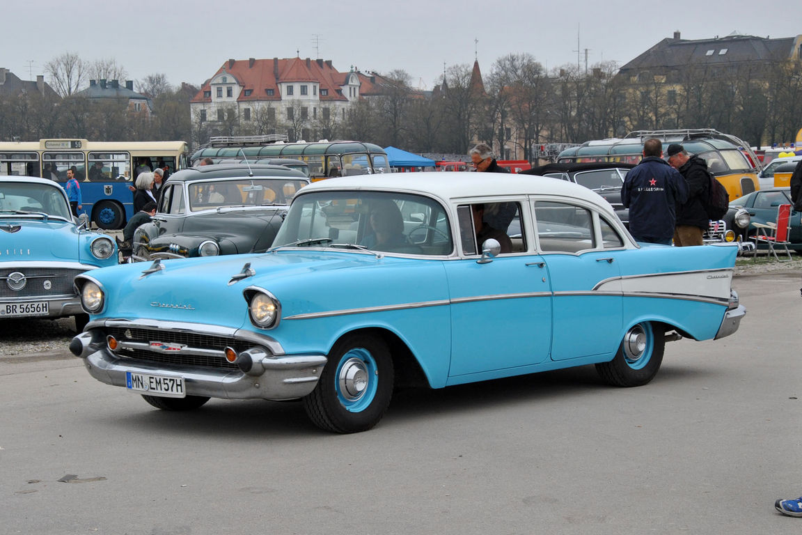 1957-Chevrolet-210-4d-Sedan