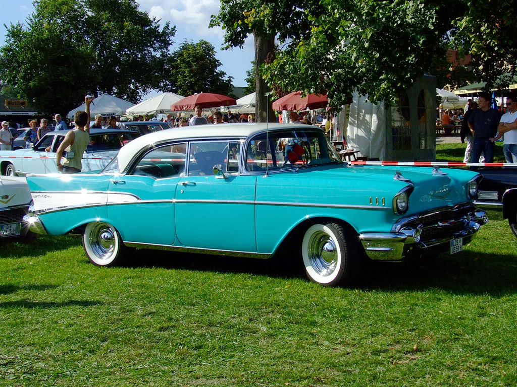 1957-Chevrolet-BelAir-4d-Hardtop